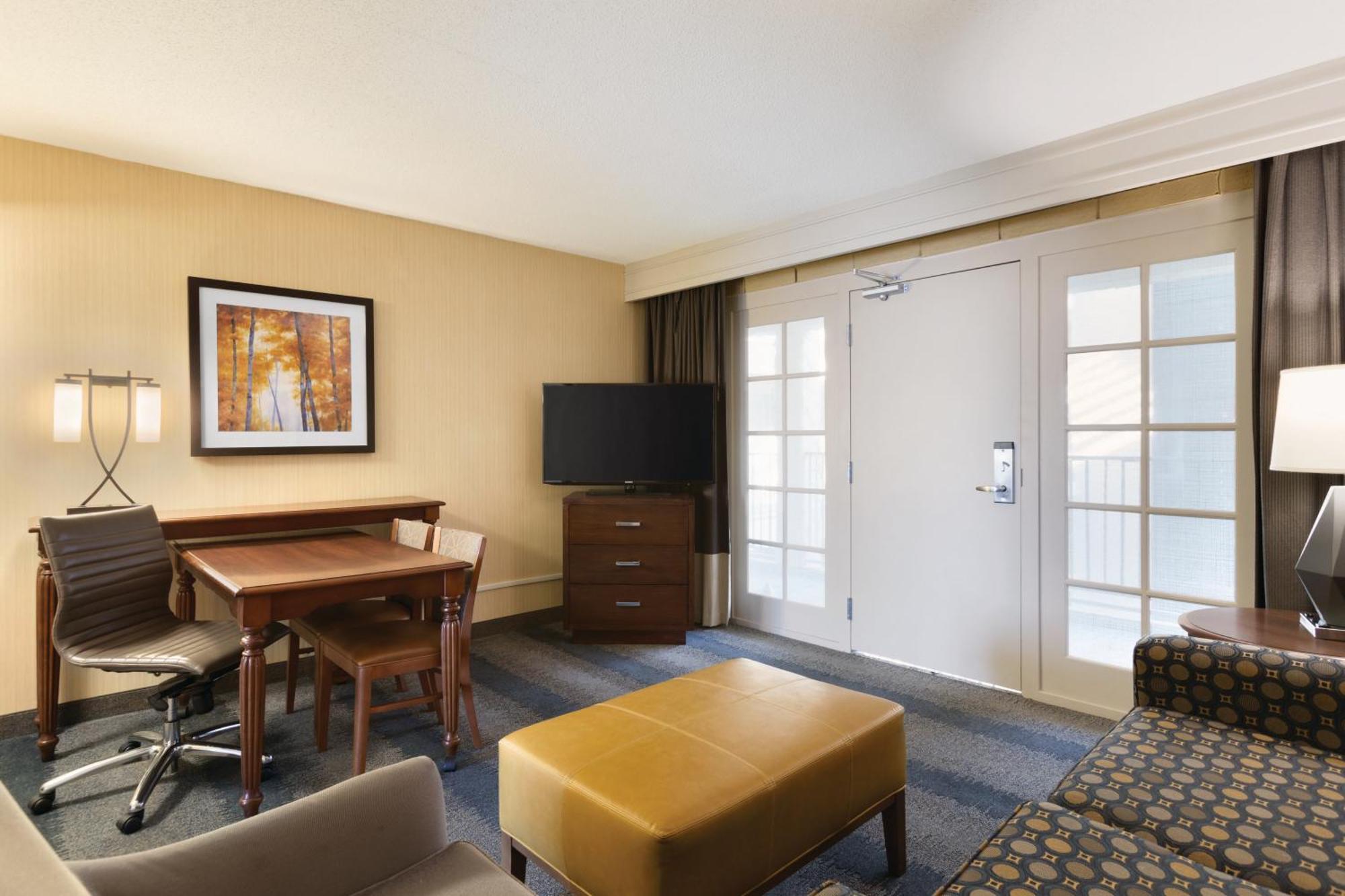 Embassy Suites By Hilton Bloomington/Minneapolis Buitenkant foto
