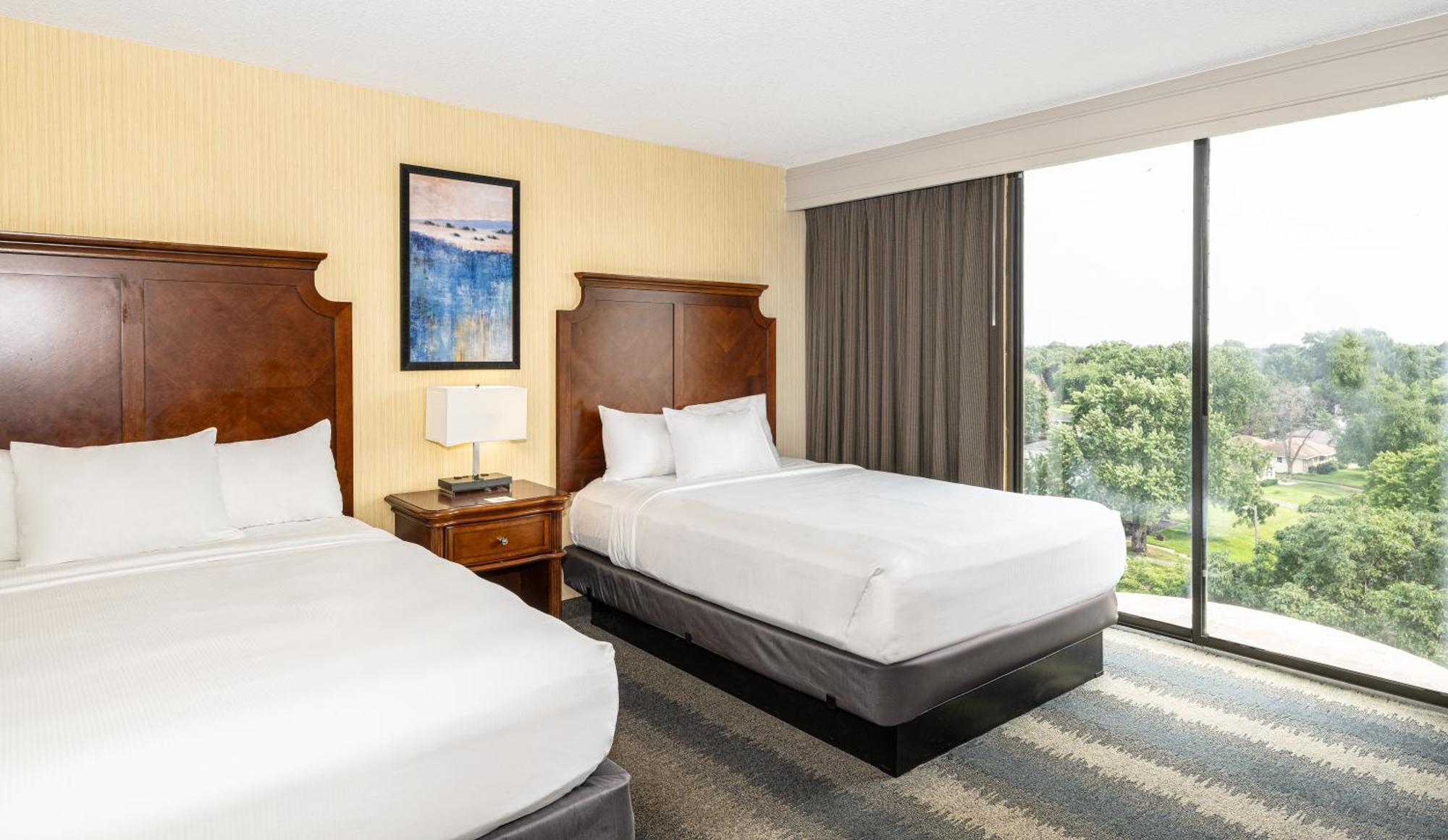 Embassy Suites By Hilton Bloomington/Minneapolis Buitenkant foto